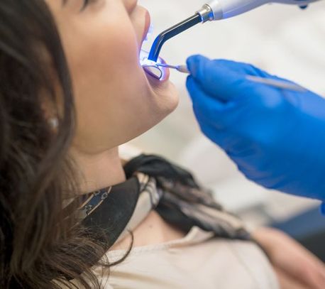 Laserbehandlung in Hamburg Harburg bei Zahnarzt Dr. med. Palubitzki